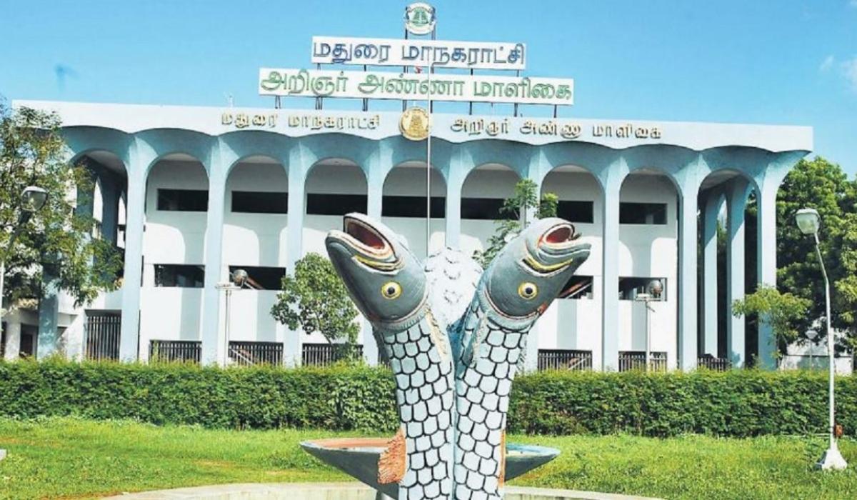 “மழை வெள்ளத்தில் வாக்காளர் பட்டியல் திருத்தம் தேவையா?” — மதுரையில் கூட்டம் விட்டு வெளிநடப்பு