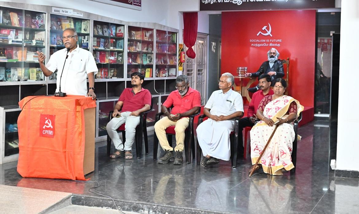 பாஜகவுடன் கூட்டணியால் எஸ்ஐஆர் சட்டத்தை எதிர்க்க முடியாத நிலை அதிமுகக்கு – கம்யூனிஸ்ட் கட்சித் தலைவர்கள் குற்றச்சாட்டு