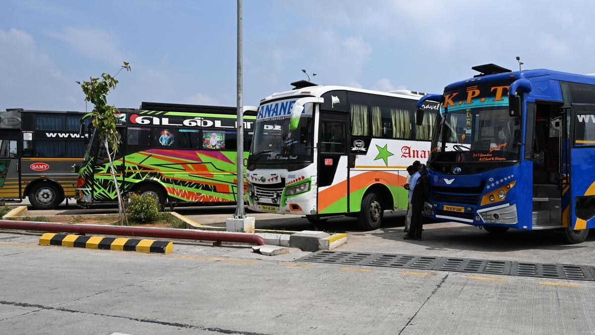 கேரளாவுக்கு ஆம்னி பேருந்துகள் இயக்கம் நிறுத்தம் – ரூ.70 லட்சம் அபராதம் காரணம்