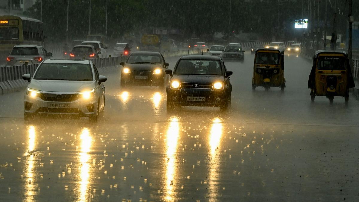 வங்கக்கடலில் காற்றழுத்த தாழ்வு: புதுச்சேரிக்கு ஆரஞ்சு எச்சரிக்கை!