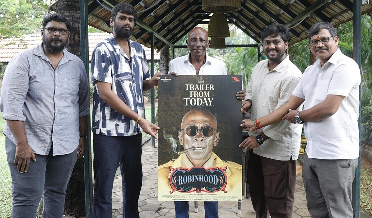 நாயகன் ஆனார் மொட்டை ராஜேந்திரன் – ‘ராபின்ஹுட்’ படத்தின் முழுவிவரம் வெளியானது