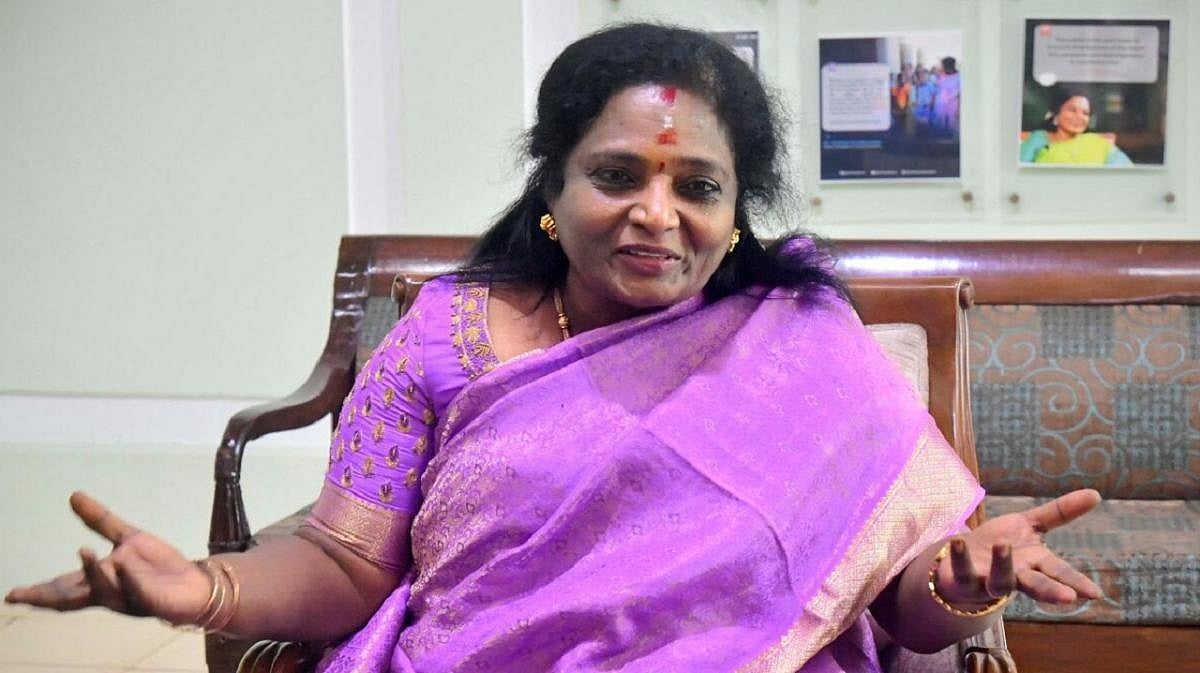 “காங்கிரஸுடன் சேர்ந்து இருந்தால் உங்களும் கீழே இழுத்துப்போக நேரிடும்” – ஸ்டாலினுக்கு தமிழிசையின் புதிய எச்சரிக்கை