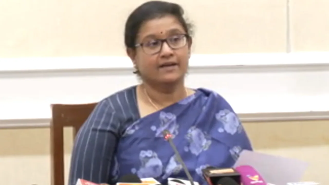 தமிழக தலைமைத் தேர்தல் அதிகாரி அர்ச்சனா பட்நாயக் – வாக்காளர் நீக்க விவகாரம்