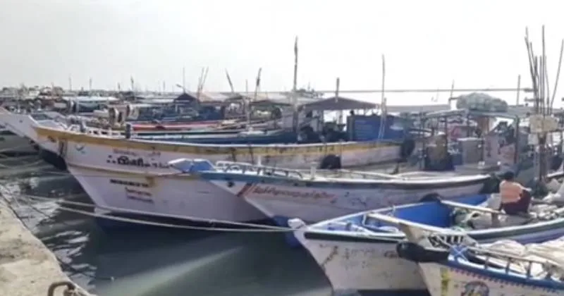 “டிட்வா” புயல் எச்சரிக்கை: 6-வது நாளாக மீனவர்கள் கடலுக்கு செல்லவில்லை