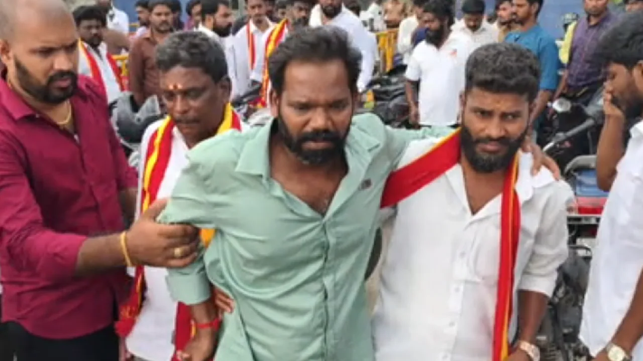 தவெக நிர்வாகிக்கு தாக்குதல் – திமுக உறுப்பினர்கள் மீது புகார் பதிவு!