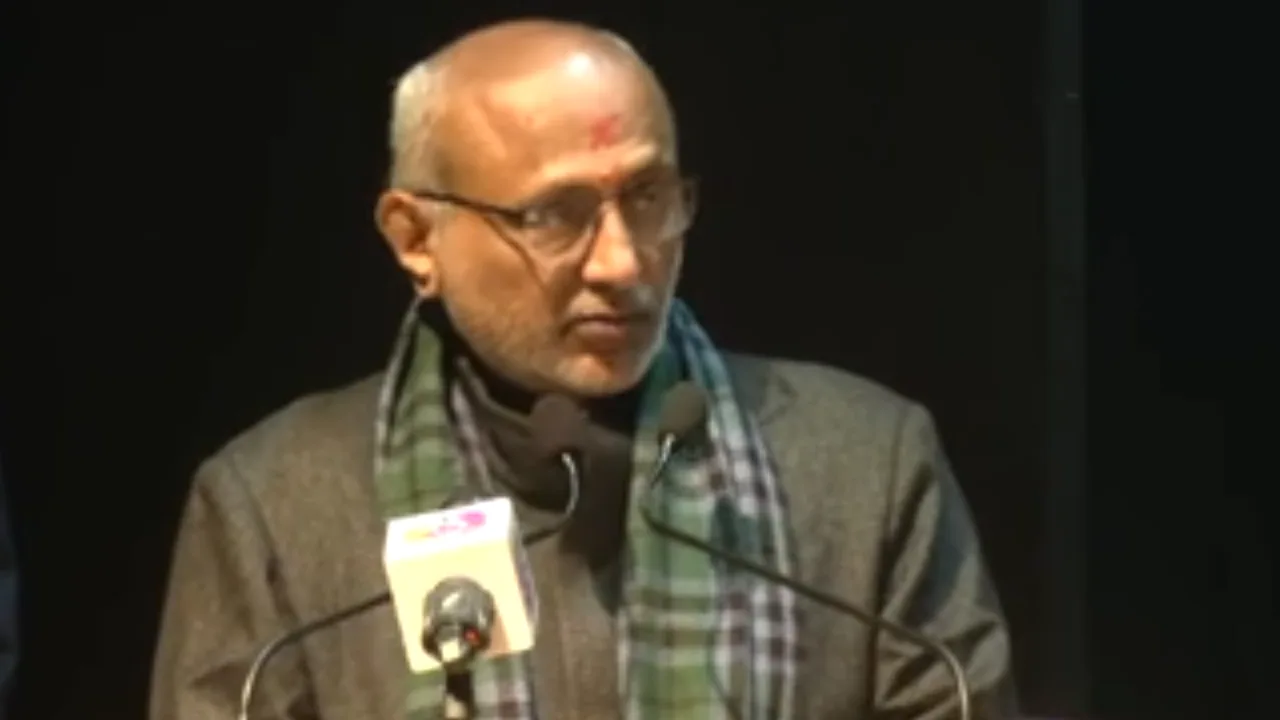 “பகவத் கீதை மத நூல் அல்ல, மனிதகுலத்துக்கான மார்க்கவேதம்” – துணைக் குடியரசுத்தலைவர் சி. பி. ராதாகிருஷ்ணன்