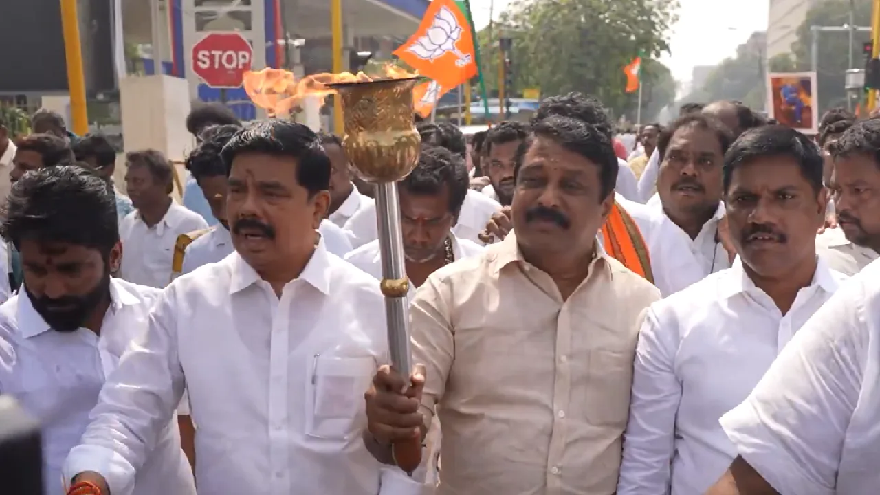 அம்பேத்கரின் 69வது நினைவு நாள்: சென்னையில் பாஜக ஏற்பாடு செய்த மரியாதை பேரணி