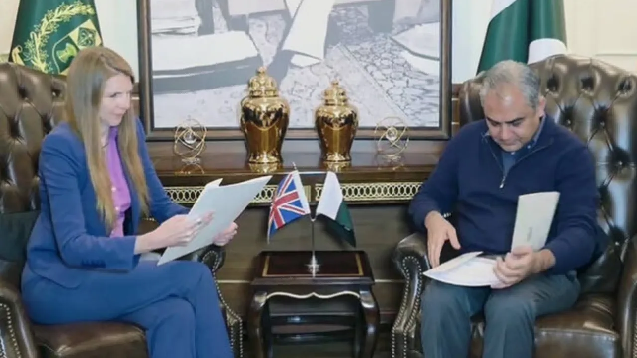 சிறுமிகளை பாலியல் ரீதியாக துன்புறுத்தும் பாகிஸ்தான் கும்பல்கள்: பிரிட்டன் அவர்களை நாடு கடத்த முயற்சிக்கிறது