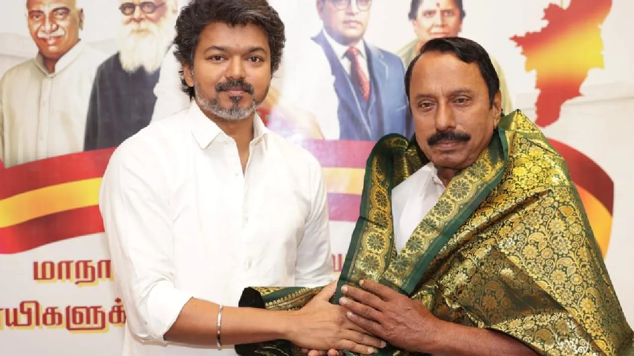 ஈரோடு பரப்புரை மாநாடு அரசியல் மைல்கல்லாக அமையும்: செங்கோட்டையன்