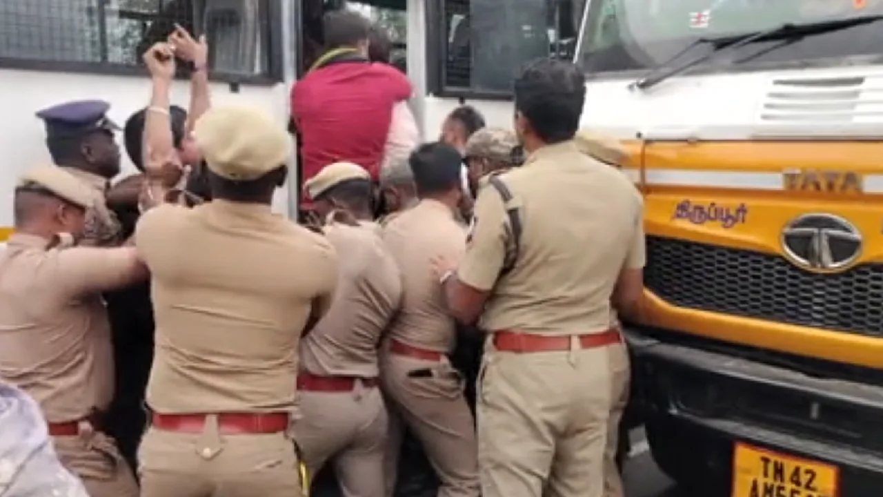 திருப்பூர் : குடியிருப்பு பகுதிக்கு அருகே குப்பை கொட்டுவதற்கு பொதுமக்கள் எதிர்ப்பு