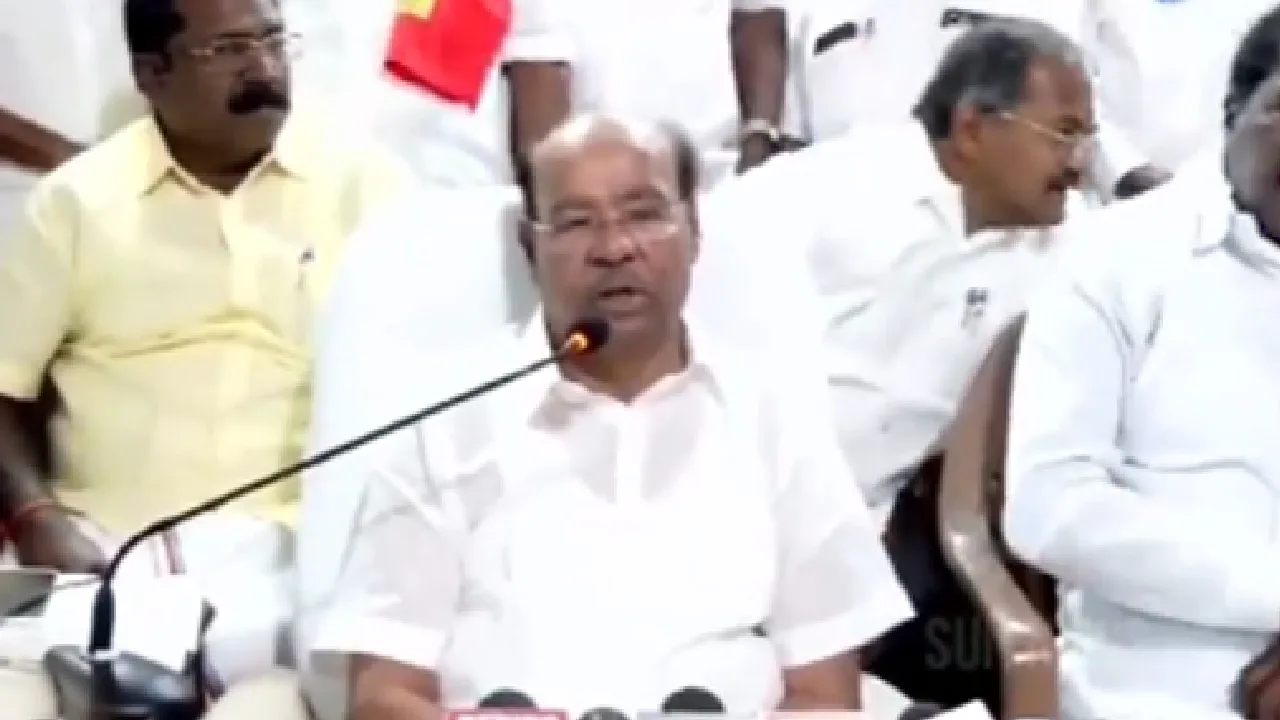 ராமதாஸ் தலைமையில் பாமக நிர்வாகக் குழுக் கூட்டம் நடைபெற்றது