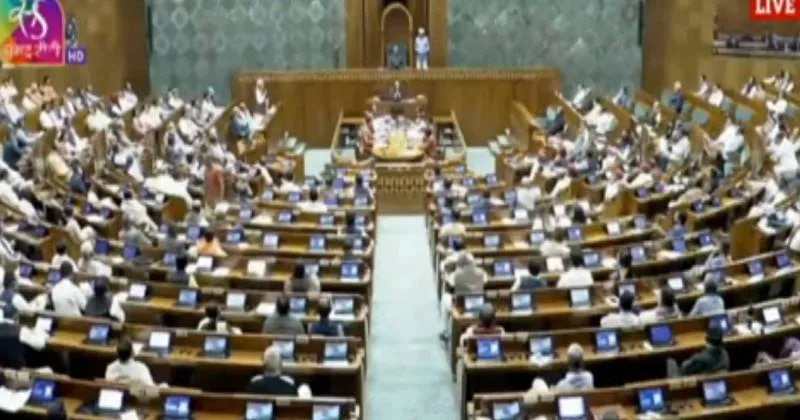 மக்களவையில் தாய்மொழி உரைகளுக்கு நேரடி மொழிபெயர்ப்பு – எம்பிக்கள் மத்தியில் வரவேற்பு