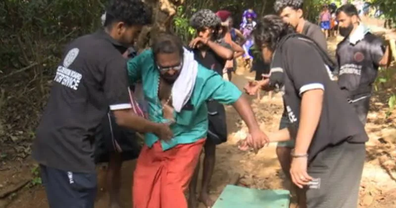 ஐயப்ப பக்தர்களுக்கு இலவச ஸ்ட்ரெச்சர் உதவி சேவை