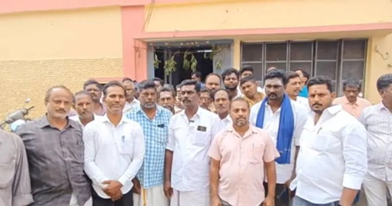 “தீபம் ஏற்ற சிரமம் என்றால் நாங்களே ஏற்றி விடுகிறோம்” – திருப்பரங்குன்றம் கிராம மக்கள் மனு