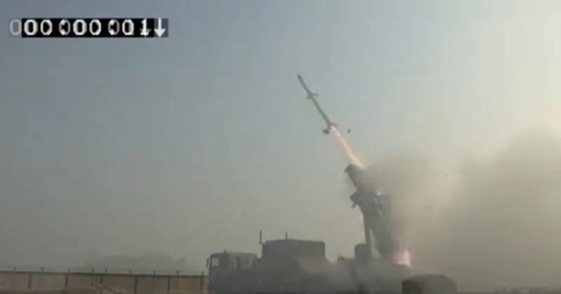 ஆகாஷ் நவீன வான் பாதுகாப்பு ஏவுகணை அமைப்பு – பயனர் சோதனை வெற்றி