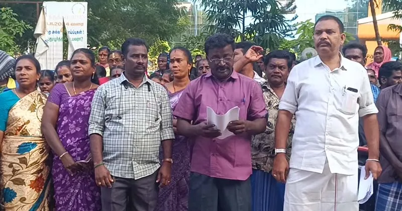தூத்துக்குடியில் தூய்மை பணியாளர்கள் காத்திருப்பு போராட்டம்