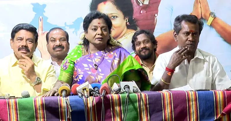 “தமிழகத்தில் அனைவரும் போராடிக் கொண்டிருக்கும்போது கம்யூனிஸ்ட் கட்சிகளின் நிலைப்பாடு என்ன?” – தமிழிசை சௌந்தரராஜன் கேள்வி