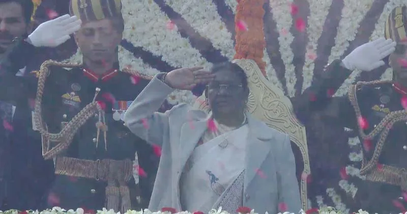 77-வது குடியரசு தின வாழ்த்துகள் – தலைநகர் டெல்லியில் தேசப் பெருமை கொண்டாட்டம்