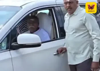 தேர்தல் பறக்கும் படை சோதனை: புதுச்சேரி முதல்வர் ரங்கசாமியின் ஆதரவாளர்கள் போலீசாருடன் வாக்குவாதம்!