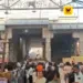 திருநள்ளாறு தர்ப்பாரண்யேஸ்வரர் ஆலயத்தில் பக்தர்கள் படையெடுப்பு: சனிப்பெயர்ச்சிக்கு பின் 3-வது சனிக்கிழமை சிறப்பு தரிசனம்