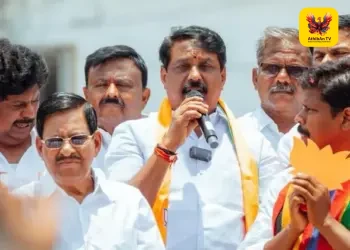 “5 ஆண்டுகால மக்கள்விரோத திமுக ஆட்சிக்கு முடிவுகட்ட வேண்டும்” – ராசிபுரத்தில் நயினார் நாகேந்திரன் ஆவேசப் பேச்சு!