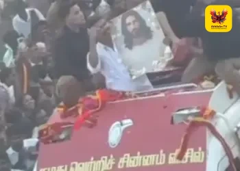 தவெக தலைவர் விஜய்யின் அரசியல் நகர்வுகள்: மத அடையாள அரசியலா? சமூக வலைதளங்களில் வெடிக்கும் விவாதம்