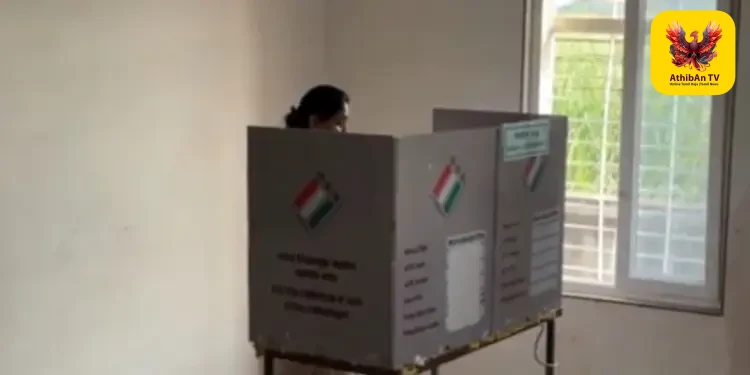 மேற்கு வங்க சட்டமன்றத் தேர்தல்: 142 தொகுதிகளுக்கான இரண்டாம் கட்ட வாக்குப்பதிவு நாளை நடைபெறுகிறது!