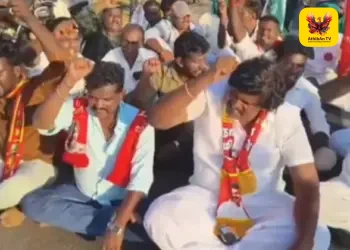 ஒரத்தநாட்டில் திமுக பணப்பட்டுவாடா: சாலை மறியலில் ஈடுபட்ட நாம் தமிழர் வேட்பாளர் உட்பட 30 பேர் கைது!