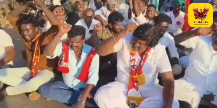 ஒரத்தநாட்டில் திமுக பணப்பட்டுவாடா: சாலை மறியலில் ஈடுபட்ட நாம் தமிழர் வேட்பாளர் உட்பட 30 பேர் கைது!