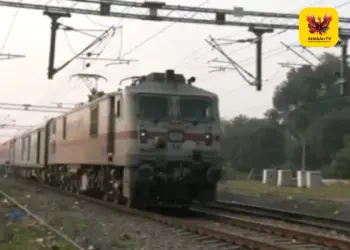 சட்டமன்றத் தேர்தல்: சொந்த ஊர் செல்லும் மக்களுக்காக 3 சிறப்பு ரயில்கள் – தெற்கு ரயில்வே அதிரடி அறிவிப்பு!