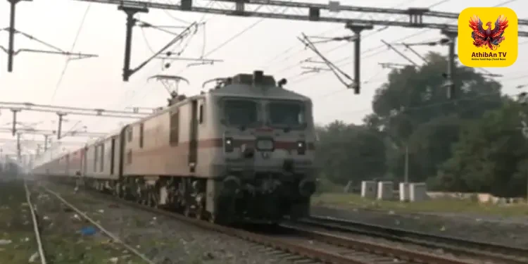 சட்டமன்றத் தேர்தல்: சொந்த ஊர் செல்லும் மக்களுக்காக 3 சிறப்பு ரயில்கள் – தெற்கு ரயில்வே அதிரடி அறிவிப்பு!