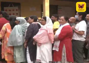 வாக்குப்பதிவு தொடக்கம்: புதுச்சேரி, கேரளம், அசாமில் விறுவிறுப்பாக நடைபெறும் சட்டமன்றத் தேர்தல்!