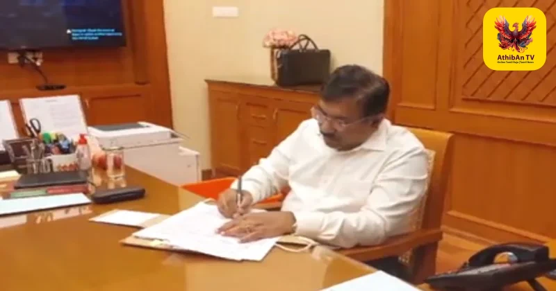 தமிழகத்தில் அதிரடி மாற்றம்: புதிய தலைமைச் செயலாளராக சாய்குமார், லஞ்ச ஒழிப்புத்துறை டிஜிபியாக சந்தீப் மிட்டல் நியமனம்!