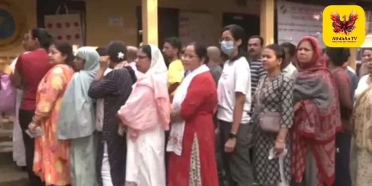 அசாம் சட்டமன்றத் தேர்தல்: 85.38% வாக்குகள் பதிவு – ஜனநாயகக் கடமையை ஆற்றிய முதல்வர் ஹிமந்த பிஸ்வ சர்மா!