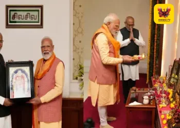 டெல்லியில் தமிழ் புத்தாண்டு கொண்டாட்டம்: சி.பி. ராதாகிருஷ்ணன் இல்லத்தில் பிரதமர் மோடி பங்கேற்பு!