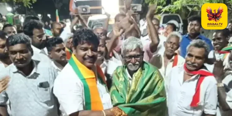 திருச்செந்தூரில் திமுக, நாம் தமிழர் கட்சியினர் விலகல்: வேட்பாளர் கே.ஆர்.எம்.ராதாகிருஷ்ணன் முன்னிலையில் பாஜகவில் இணைந்தனர்!