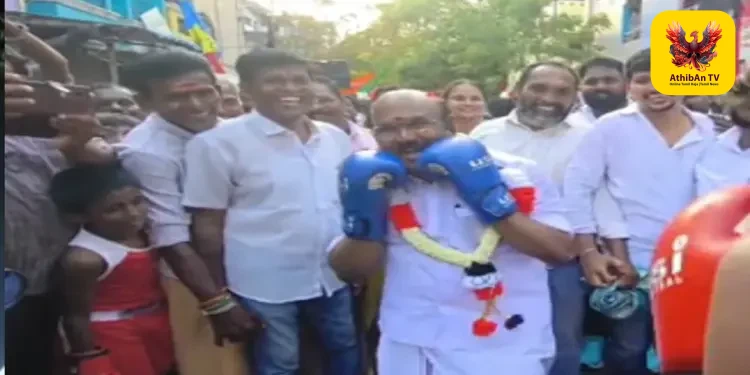 “8 லட்சம் கொடுத்தாலும் திமுக தோல்வி உறுதி” – ராயபுரத்தில் முன்னாள் அமைச்சர் ஜெயக்குமார் அதிரடிப் பேச்சு!