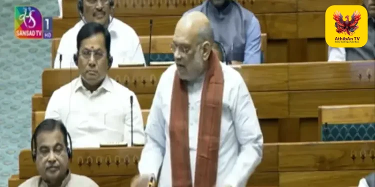 “அனைத்து இடங்களையும் முஸ்லிம் பெண்களுக்கே கொடுங்கள்” – அகிலேஷ் யாதவுக்கு அமித்ஷா பதிலடி!