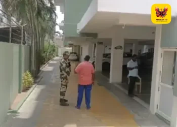 கரூரில் மீண்டும் ஐடி ‘ரெய்டு’: செந்தில் பாலாஜி நண்பர் வீடு, அலுவலகம் உள்பட 7 இடங்களில் அதிரடி சோதனை!