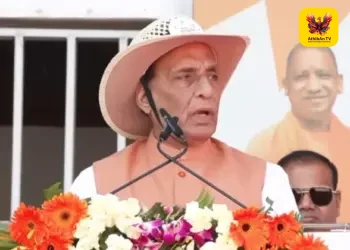 தென்காசியில் பாதுகாப்பு அமைச்சர் ராஜ்நாத் சிங் ‘ரோடு ஷோ’ – வாசுதேவநல்லூர் பாஜக வேட்பாளருக்கு ஆதரவு திரட்டுகிறார்!