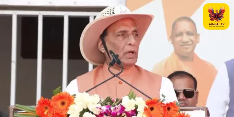 தென்காசியில் பாதுகாப்பு அமைச்சர் ராஜ்நாத் சிங் ‘ரோடு ஷோ’ – வாசுதேவநல்லூர் பாஜக வேட்பாளருக்கு ஆதரவு திரட்டுகிறார்!