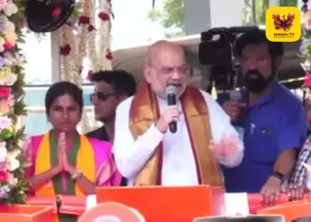 மகனை முதலமைச்சராக்குவதே ஸ்டாலினின் இலக்கு” – சிவகிரியில் அமித் ஷா அதிரடி ரோடு ஷோ!