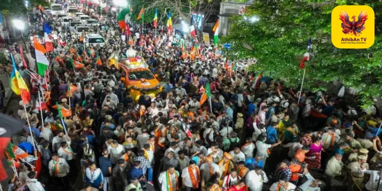 சென்னையில் மத்திய அமைச்சர் அமித் ஷா பிரம்மாண்ட ரோடு ஷோ: என்டிஏ வேட்பாளர்களுக்கு ஆதரவு திரட்டினார்!