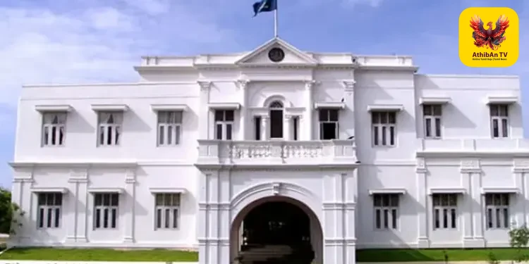 தமிழகத்தில் மே 2 முதல் போலீசாருக்கு விடுப்பு ரத்து: டிஜிபி அதிரடி உத்தரவு!