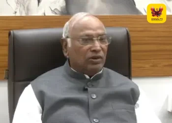 பிரதமர் குறித்த கார்கேவின் பேச்சு: தேர்தல் ஆணையத்தில் பாஜக அதிரடிப் புகார்!