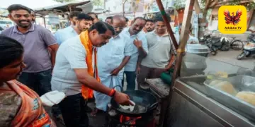 சாத்தூரில் நயினார் நாகேந்திரன் தீவிர பரப்புரை: சாலையோரக் கடையில் பூரி சுட்டு நூதன முறையில் வாக்கு சேகரிப்பு!