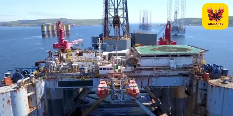 சர்வதேச சந்தையில் கச்சா எண்ணெய் விலை அதிரடி உயர்வு: ஒரு பேரல் 120 டாலரை எட்டியதால் அதிர்ச்சி!