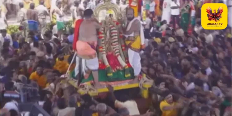 மதுரையில் கோலாகலம்: மீனாட்சி – சுந்தரேசுவரர் திருக்கல்யாணம் இனிதே நிறைவு – மங்கல நாண் அணிந்த அன்னை!