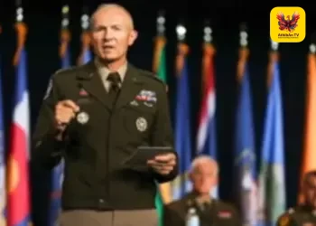 அமெரிக்க ராணுவ தலைமை தளபதி ராண்டி ஜார்ஜ் திடீர் பதவி நீக்கம்: ஈரான் போர் பதற்றத்திற்கு மத்தியில் அதிரடி!