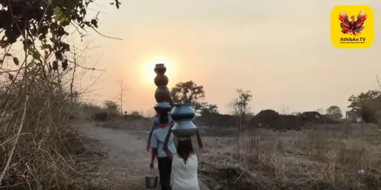 மத்தியப் பிரதேச கிராமத்தில் கடும் குடிநீர் தட்டுப்பாடு